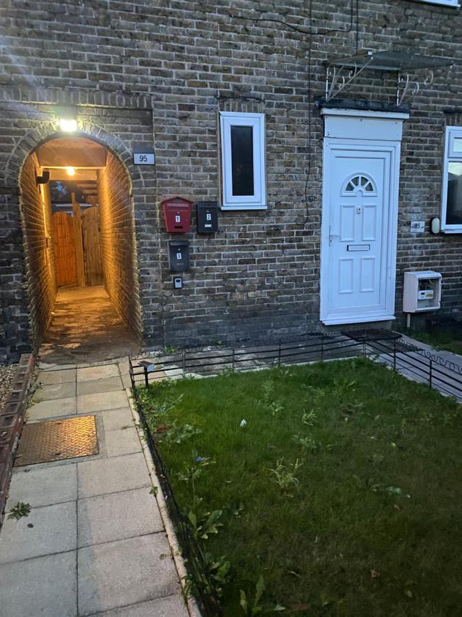 Апартаменты Grangemill Garden Annex Лондон Экстерьер фото